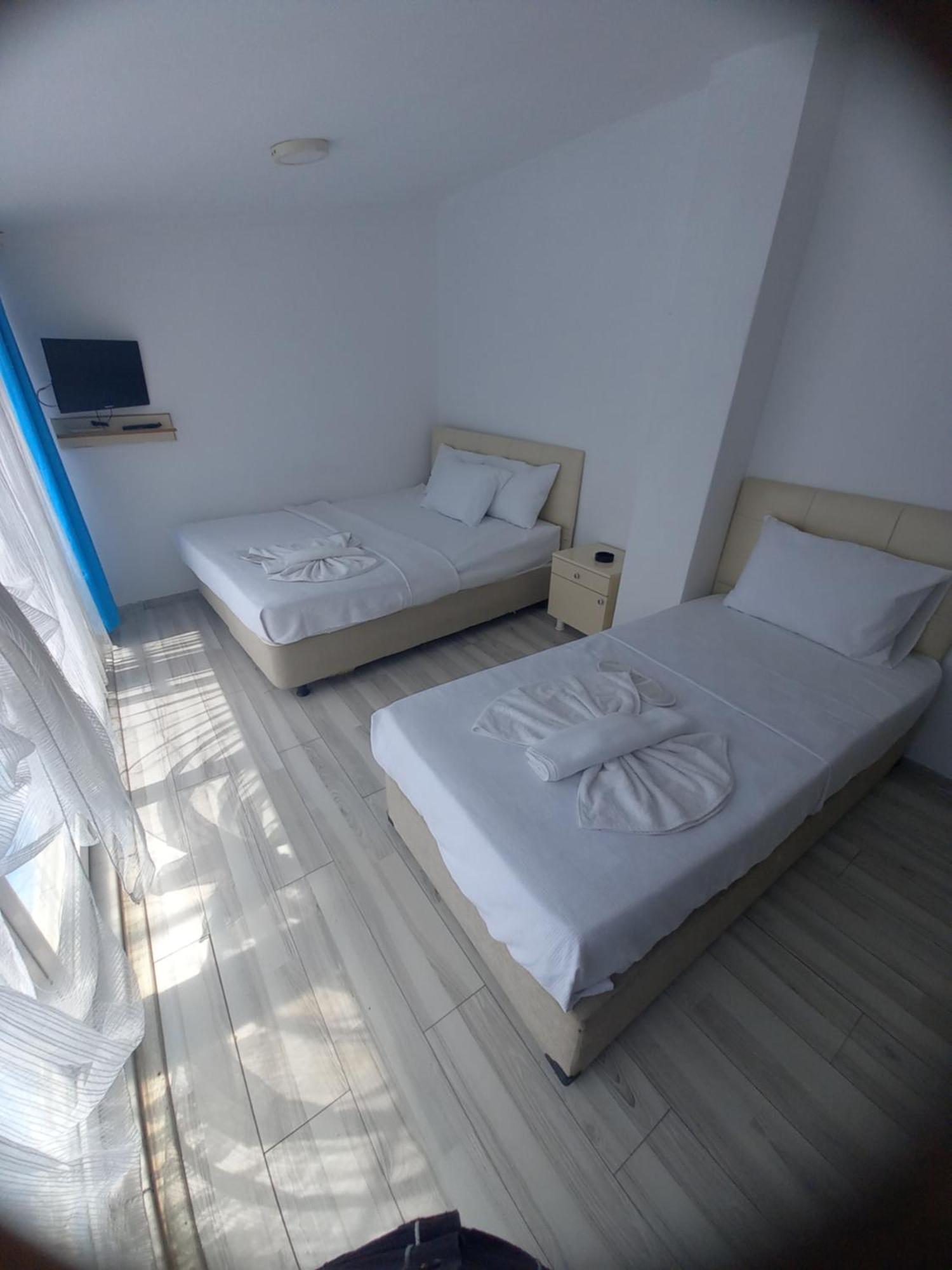 Paradise Hotel Akcay เอเดรมิท ภายนอก รูปภาพ