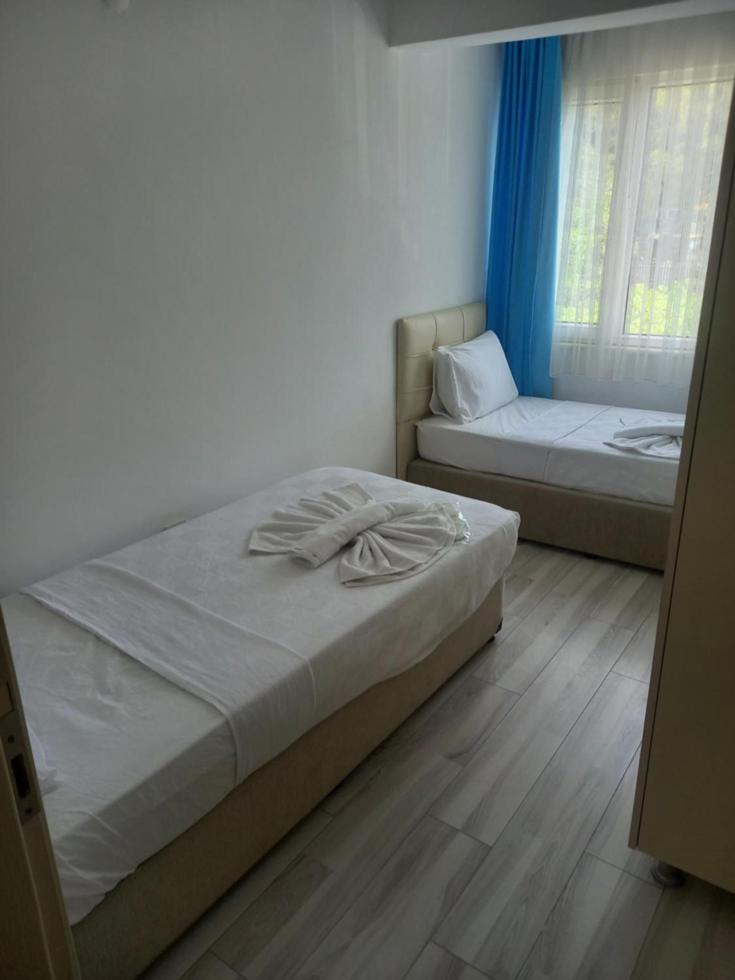 Paradise Hotel Akcay เอเดรมิท ภายนอก รูปภาพ