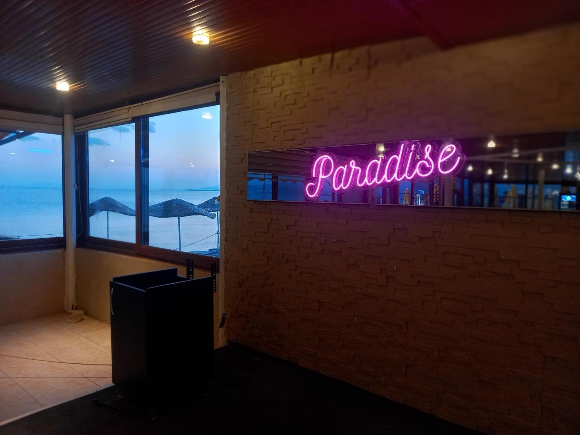 Paradise Hotel Akcay เอเดรมิท ภายนอก รูปภาพ